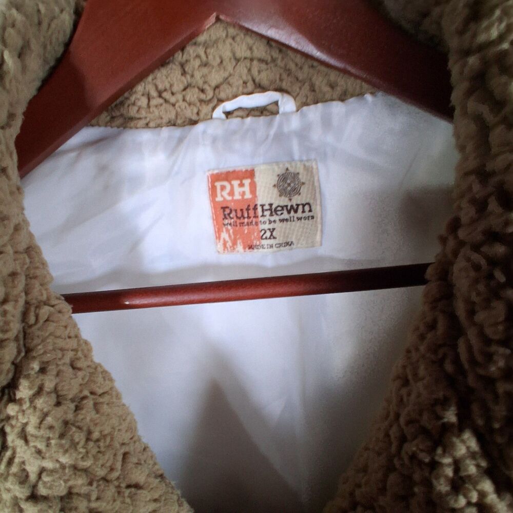 Ruff Hewn Women’s 2X Faux Fur Collar White Puffer Vest Classy Cozy - Picture 2 of 7